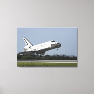 Space shuttle Discovery lands on Runway 33 2 Canvas Print