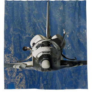 Space Shuttle Discovery Photographed From ISS