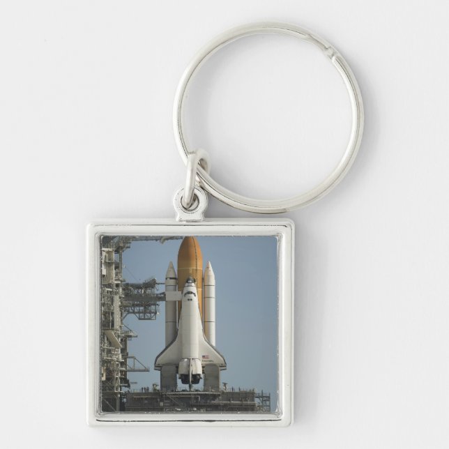 Space Shuttle Discovery sits ready Keychain (Front)
