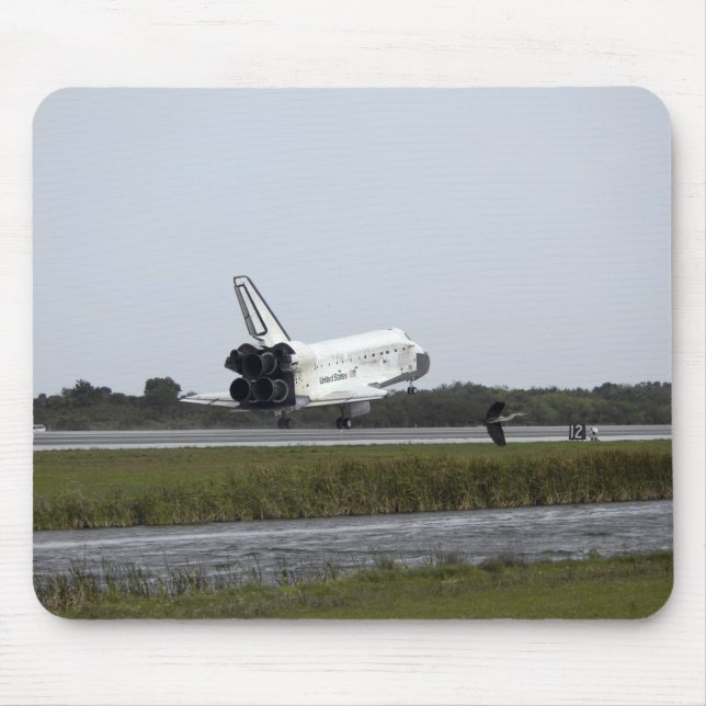 Space Shuttle Discovery touches down 3 Mouse Pad (Front)