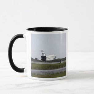 Space Shuttle Discovery touches down 3 Mug