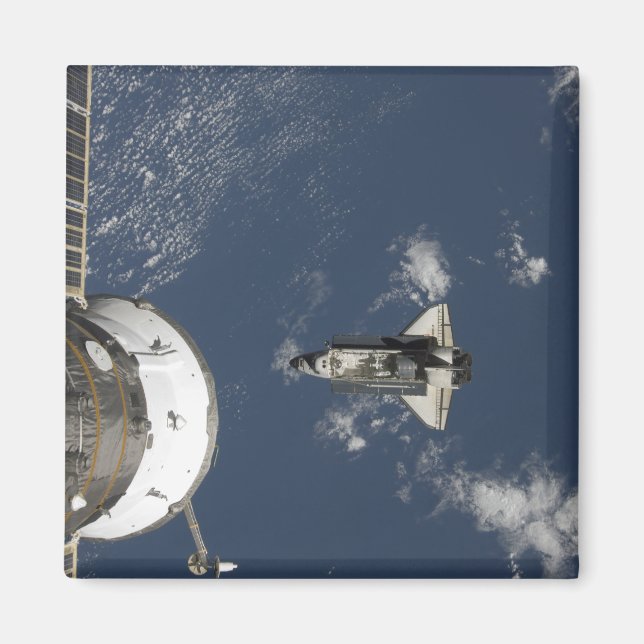 Space Shuttle Endeavour 17 Magnet (Front)