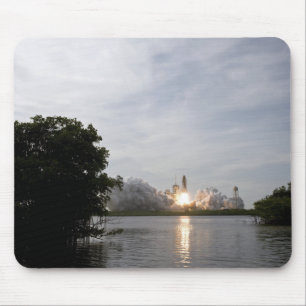 Space Shuttle Endeavour lifts off 3 Mouse Pad