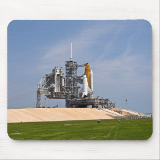 Space Shuttle Endeavour on the launch pad 4 Mouse Pad