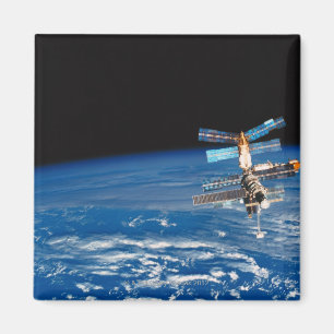 Space Station Orbiting Earth 3 Magnet