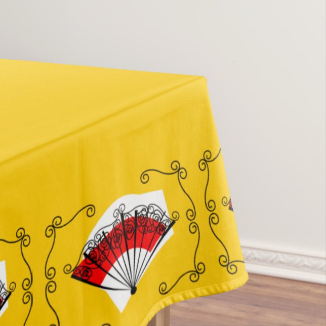 Spanish Fan Corners tablecloth 60 x 104 (In Situ)