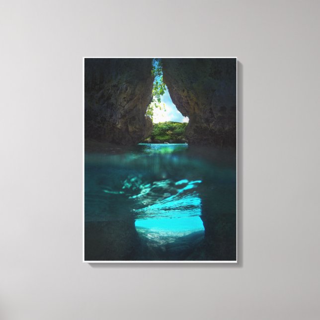 Spanish Steps Beach Giant Rocks Canvas Print (Front)