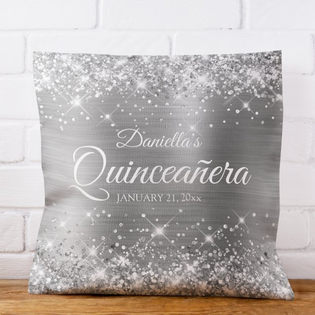 Sparkly Silver Glitter and Foil Quinceañera Throw Pillow (Sparkly Silver Glitter and Foil Quinceañera Throw Pillow)