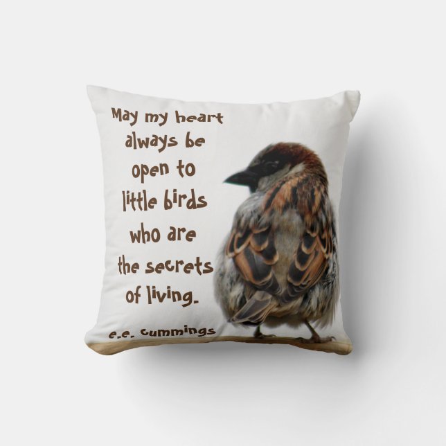 Sparrow photography throw pillow (Front)