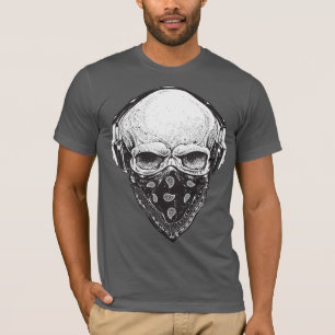 Special t-shirt for men with masked skull design
