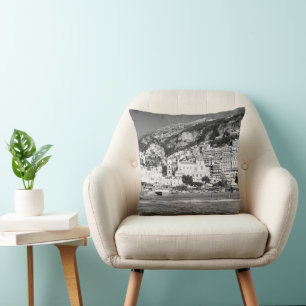 Spiaggia di Positano Marina Grande 1 - BW Throw Pillow