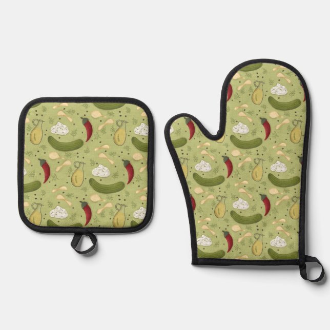 Spicy dill pickle Potato chip design Oven Mitt & Pot Holder Set (Front)