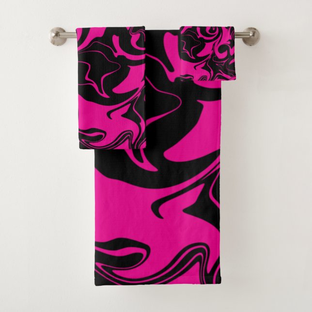 Spill - Magenta and Black Bath Towel Set (Insitu)