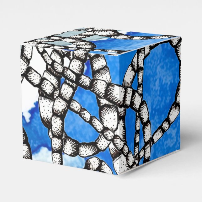 Spiral Twisted Tangled Ropes Strings Drawing Favor Box (Front Side)