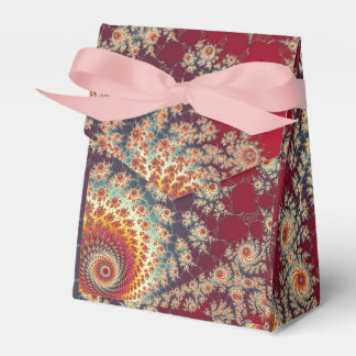 Spiralling Floral Pattern Favor Box