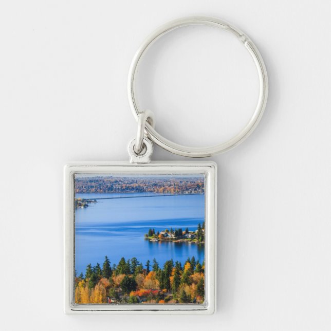 Splendid colours of fall at Bellevue Keychain (Front)