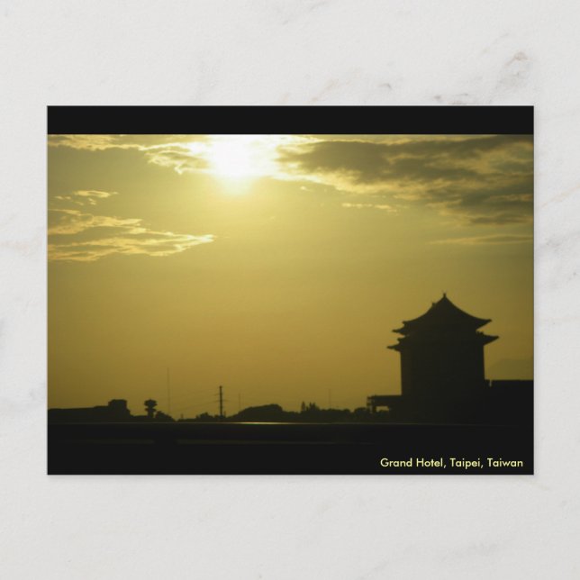 Splendour Sunset/Greetings from Taiwan Postcard (Front)