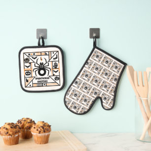 spooktacular halloween oven mitt & pot holder set