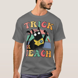 Spooky Crew Trick or Teach Season Teachers Groovy  T-Shirt