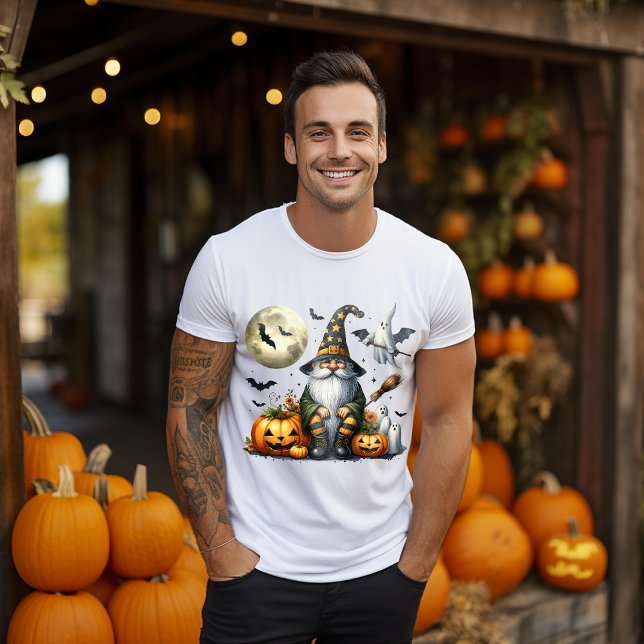 Spooky Cute Halloween Gnome 🎃 – Perfect Gift T-Shirt (Creator Uploaded)