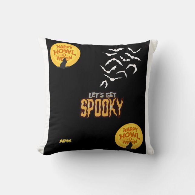 Spooky Halloween design Throw Pillow (Front)