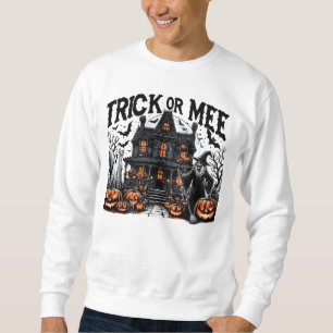 Spooky Halloween gathering with pumpkins Sweatshirt