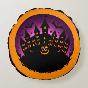 Spooky Halloween Silhouette Of A Haunted Castle Round Pillow