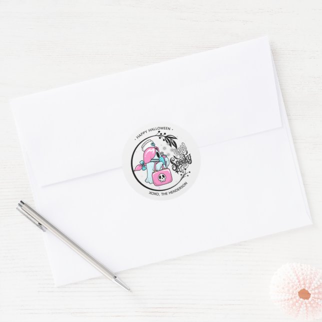 Spooky Nurse Ghost Round Sticker – Cute Halloween (Envelope)