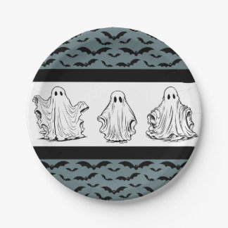 Spooky pattern with ghosts and bats paper plate