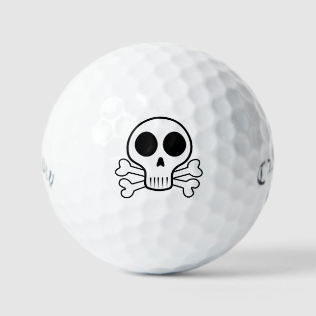 spooky skull on a black background golf balls (Front)