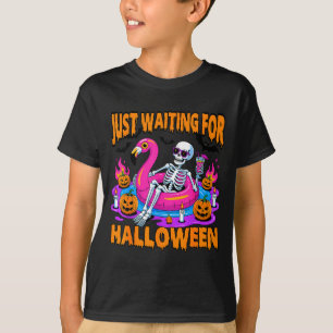 Spooky summer skeleton funny waiting for halloween T-Shirt
