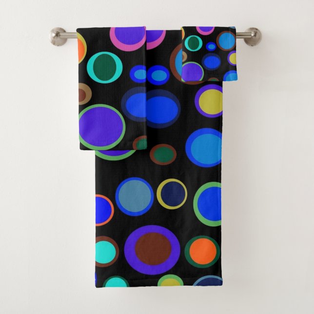 Sporadic Outlined Rainbow Polka Dots Dark Bath Towel Set (Insitu)