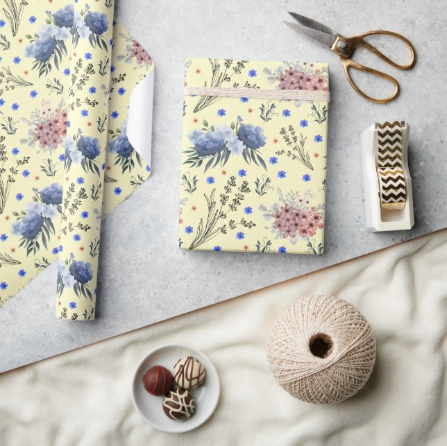 Spring Botanical Flower Pattern Cream Wrapping Paper (Crafts)