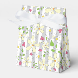 Spring flowers doodles cartoon daisy heart sun favor box