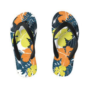Spring Flowery: Vintage Floral Texture Kid's Flip Flops