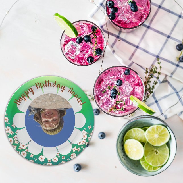 Spring Green Party Photo Frame Paper Plate (Creator Uploaded)