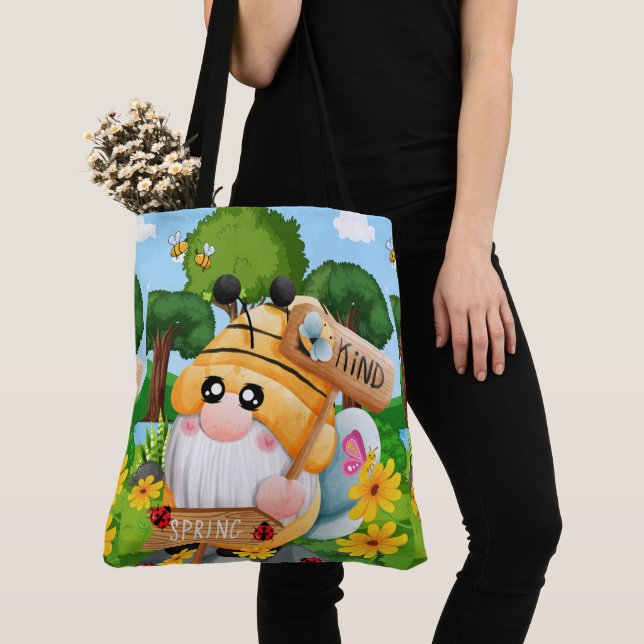 spring, style nomo tote bag (Close Up)
