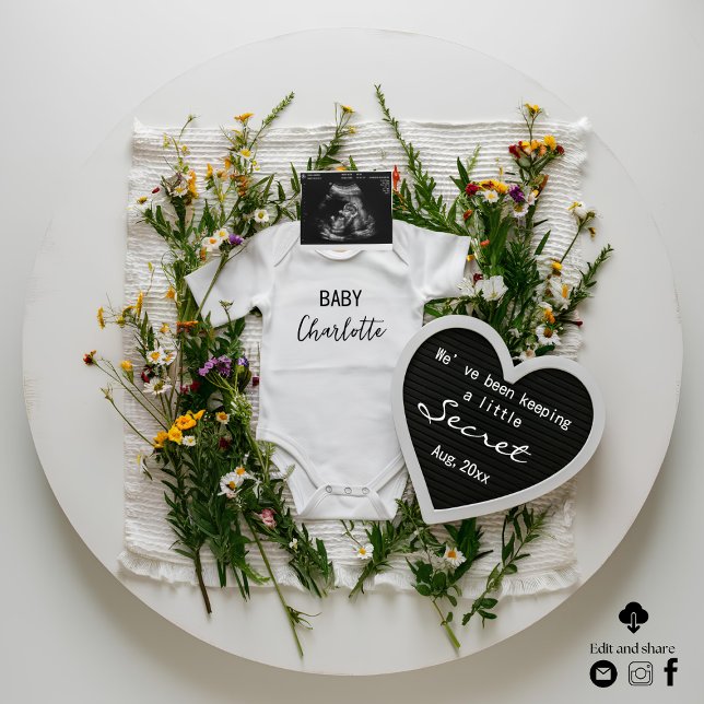 Spring wildflower pregnancy announcement  (Creator Uploaded)