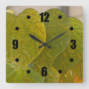 SQUARE WALL CLOCK /GREEN HEART-SHAPED LEAVES