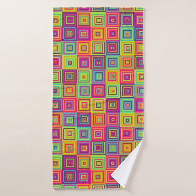 Squares Pattern Bath Towel (Bath Towel)
