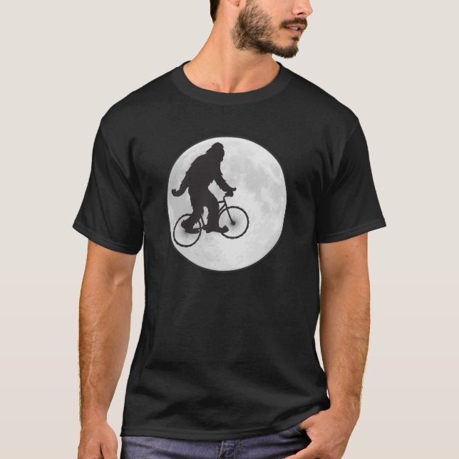 Squatch sur un vélo dans le ciel avec un T-shirt d (Devant)