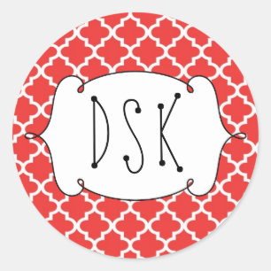 Squiggly fun red simple Moroccan tile monogram Classic Round Sticker