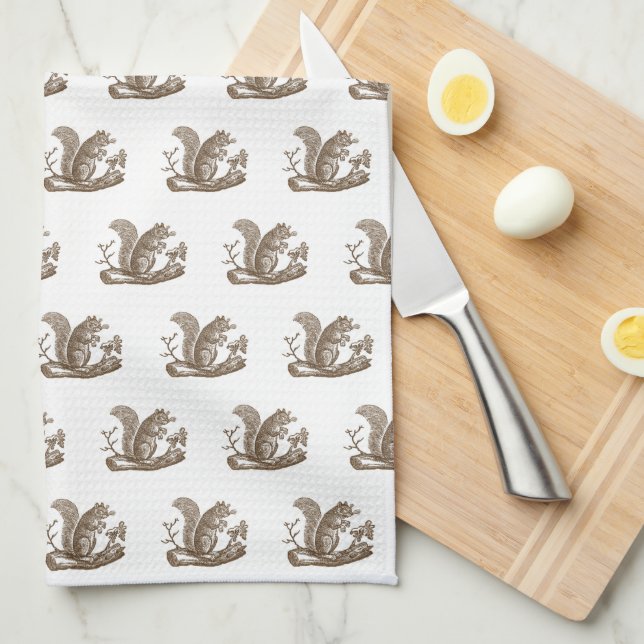 Squirrel Kitchen Towel (Quarter Fold)