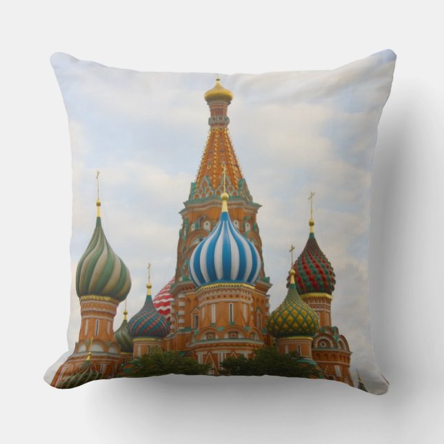 St. Basil's Cathedral in Red Square, Moscow Throw Pillow (Front)