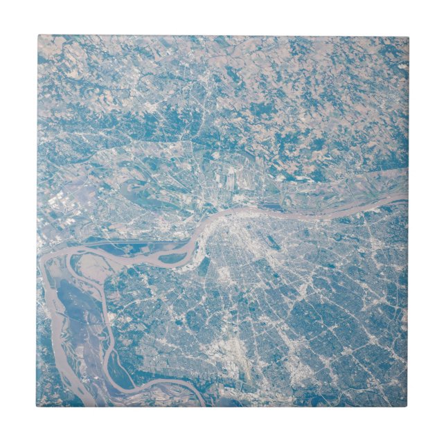 St. Louis, Missouri Along The Mississippi River. Tile (Front)