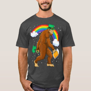 St Patrick Bigfoot  Rainbow Lucky Funny Drinking T-Shirt