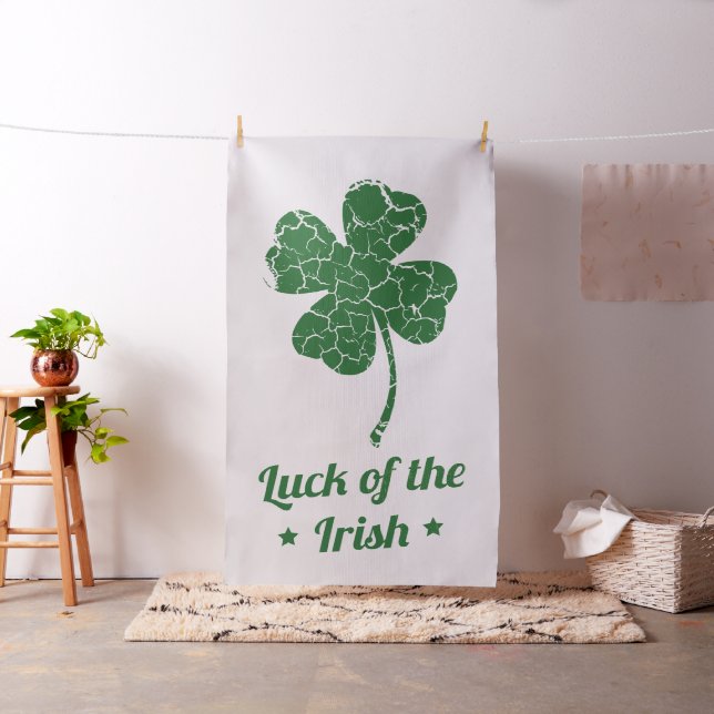 st patrick en tissu de clou (In Situ)