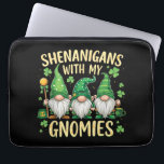St Patrick’s Day Lucky Shamrock Gnome  Laptop Sleeve<br><div class="desc">St Patrick’s Day Lucky Shamrock Gnome</div>