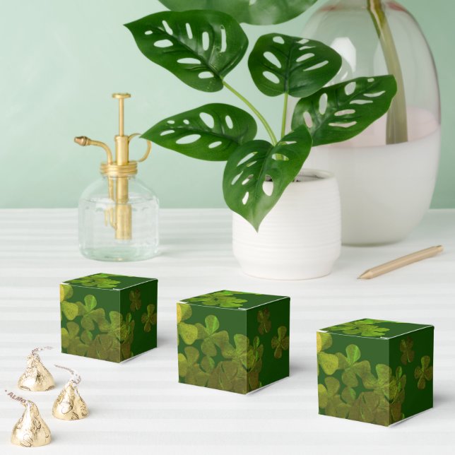 St. Patrick’s Day Shamrock Favor Box (Multiple)