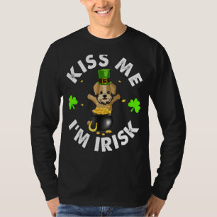 St Patrick's Day Airedale Terrier Kiss Me I'm Iris T-Shirt